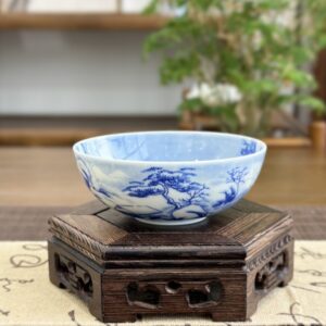 Hand-Painted Blue & White Snow Scene Pu-erh Tea Cup – Luxury Retro Chinese Gongfu Tea Cup, 3oz
